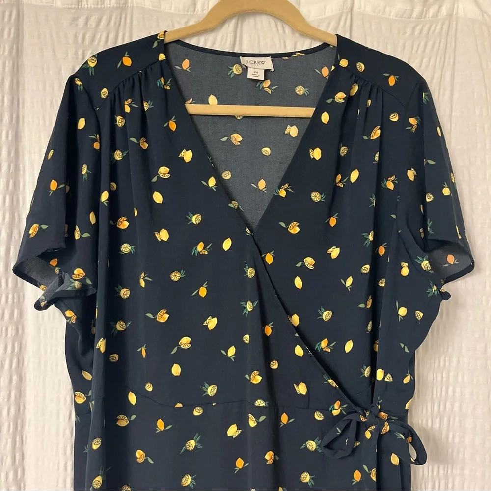 J. Crew Navy Blue Drapey Twill Lemon Print Wrap Dress Women’s Size 20 Plus 2X - Picture 3 of 12